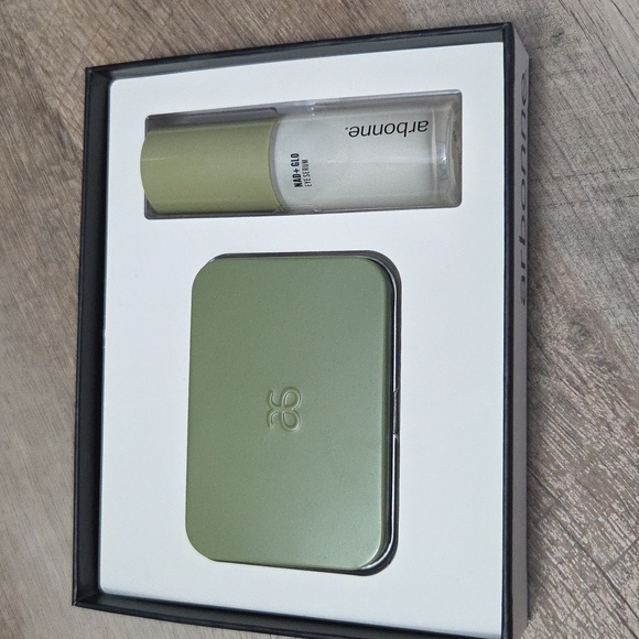 ARBONNE NAD + GLO Eye Ritual Set - Picture 2 of 6